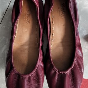 Burgundy Tieks Flats Size 8